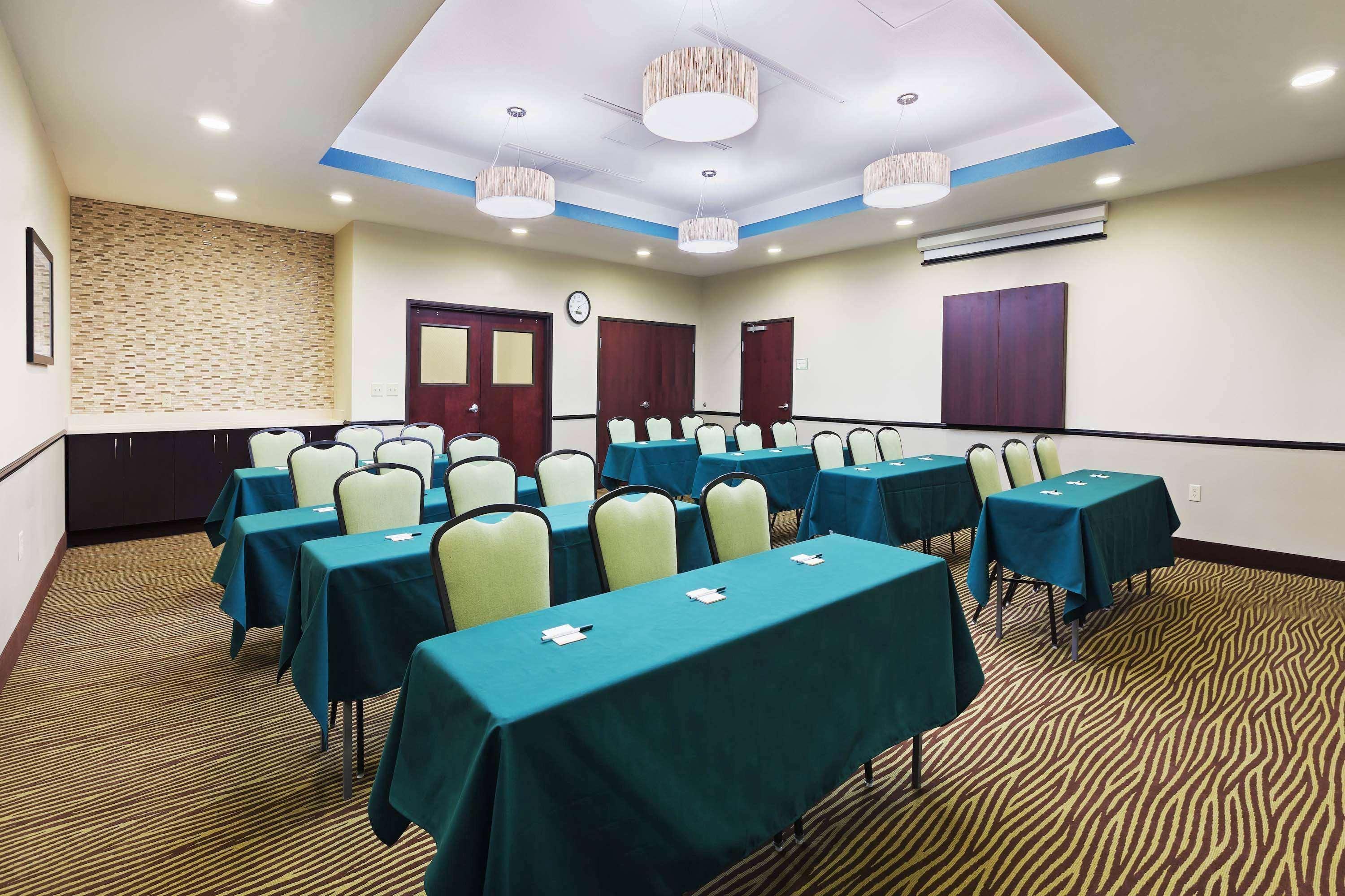 La Quinta By Wyndham Floresville Bagian luar foto