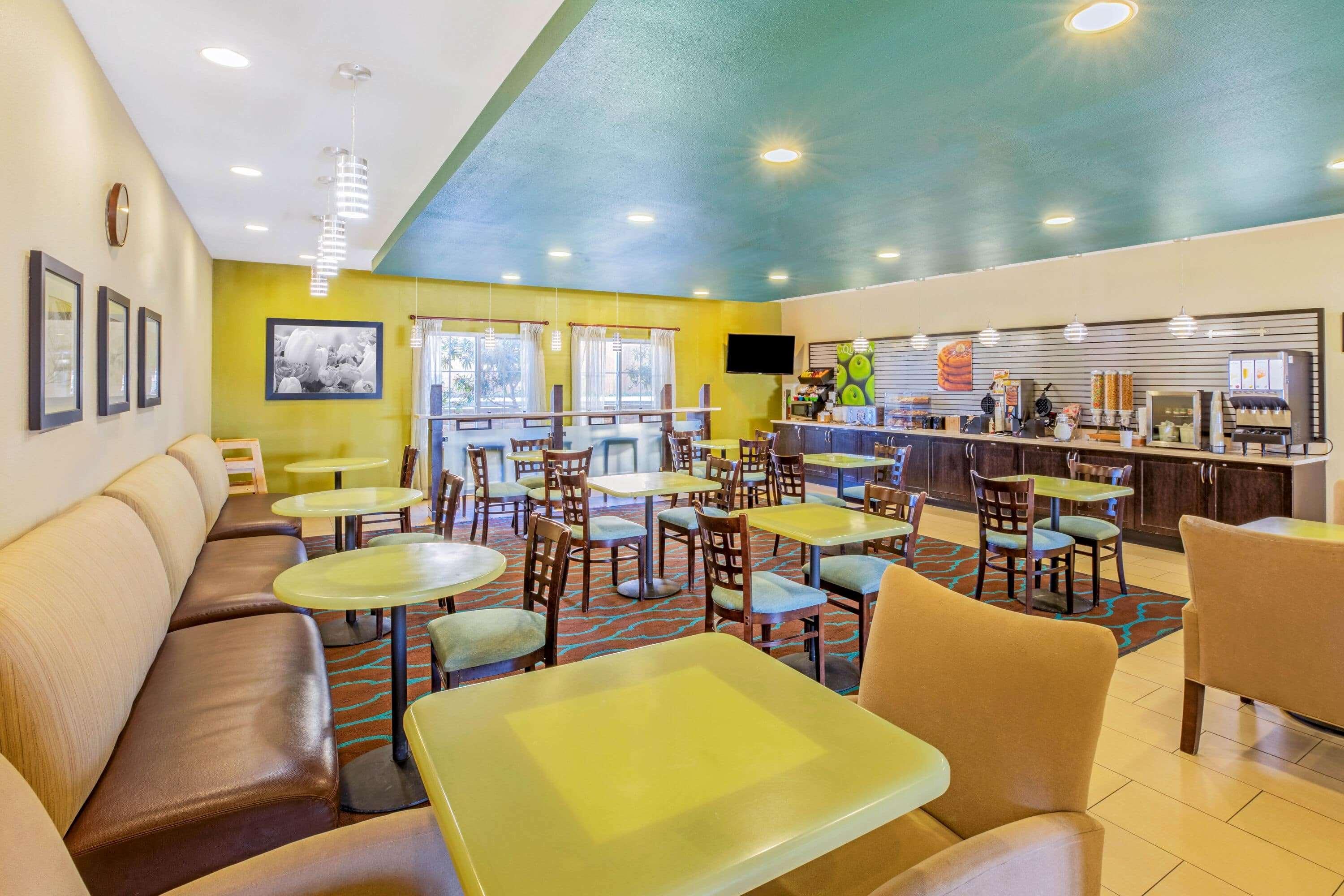 La Quinta By Wyndham Floresville Bagian luar foto