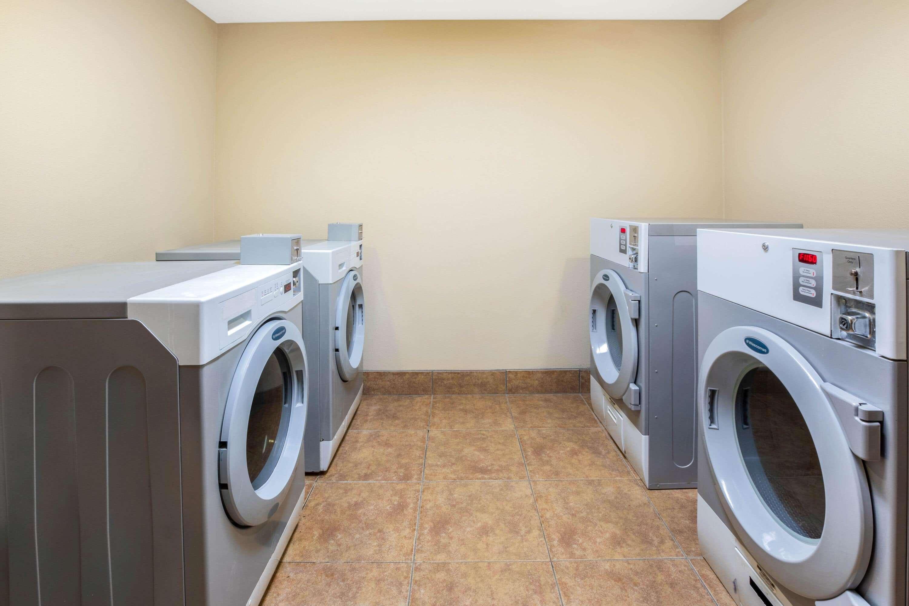 La Quinta By Wyndham Floresville Bagian luar foto