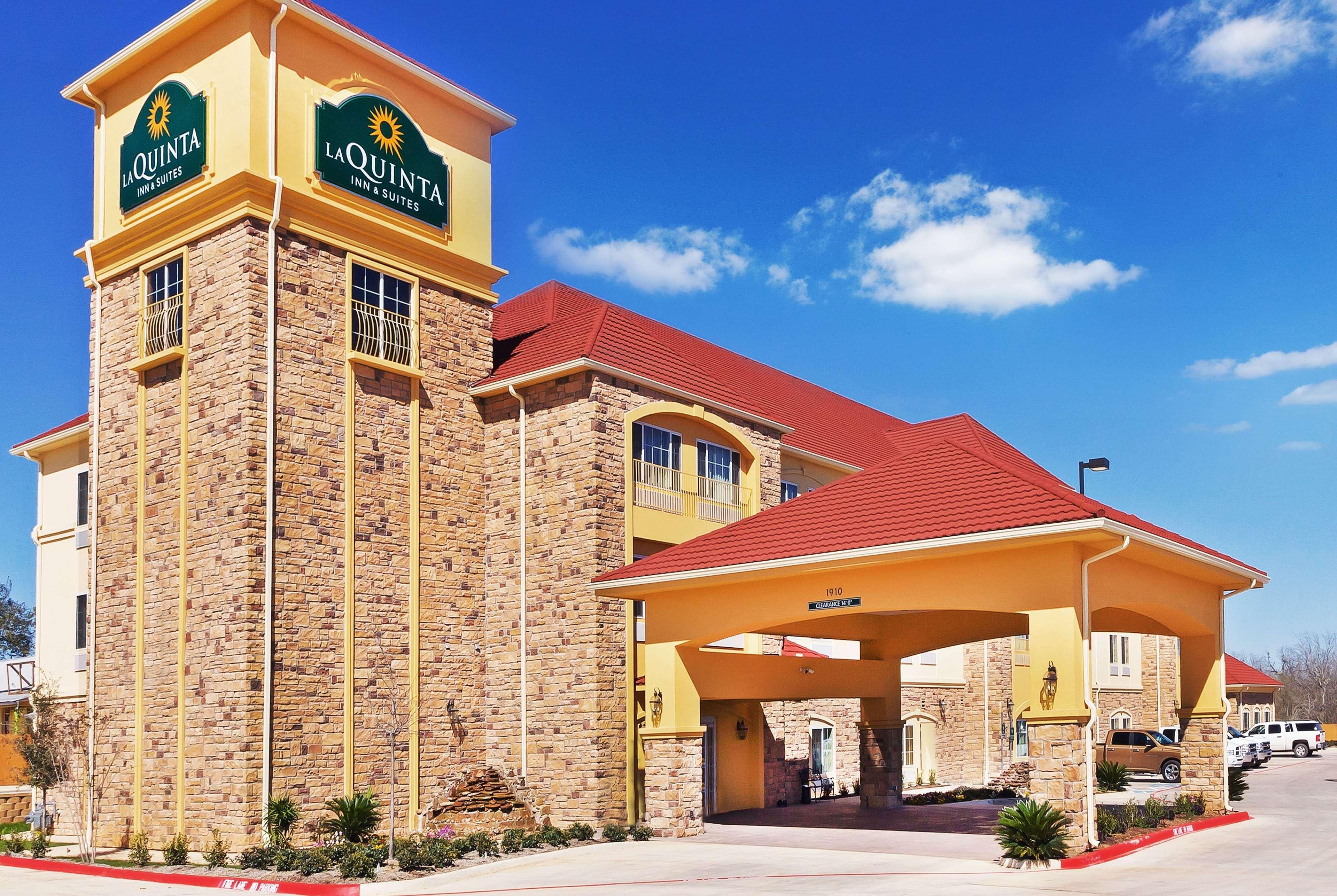 La Quinta By Wyndham Floresville Bagian luar foto