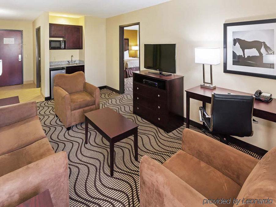 La Quinta By Wyndham Floresville Bagian luar foto